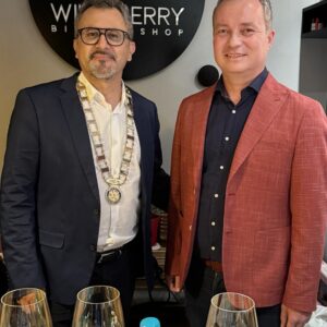 ПРИМОПРЕДАВАЊЕ НА ПРЕТСЕДАТЕЛСКАТА ИНСИГНИА